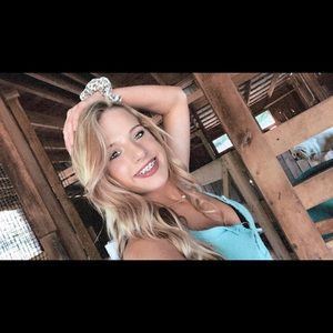 Meet your Posher, Nikkie